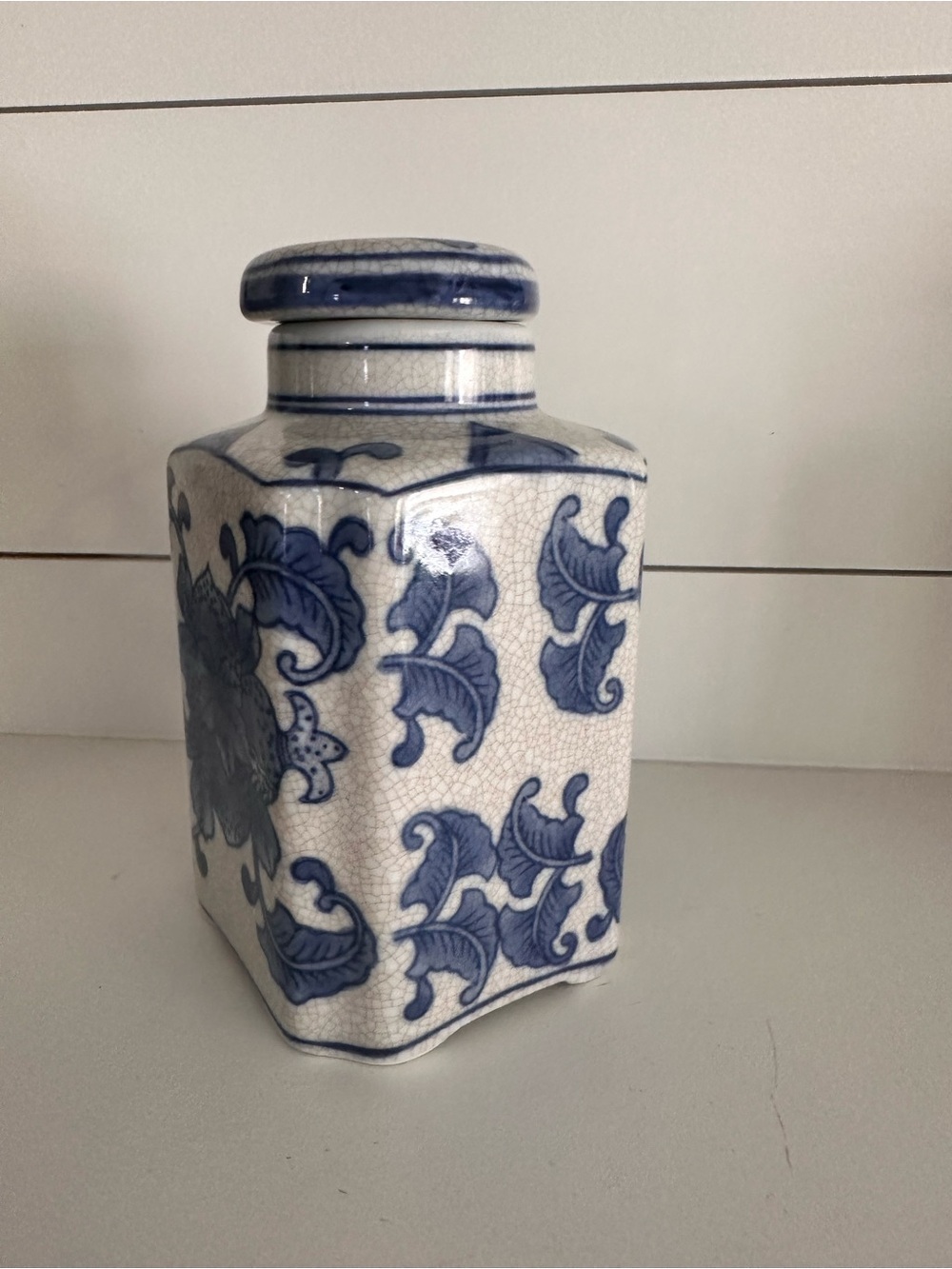 Vintage Japanese White Blue Floral Crackled Glaze Ginger Tea Jar &Lid/Asian Vase - Picture 2 of 12